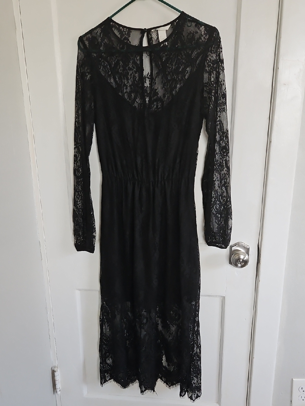 H&M Black Long-Sleeve Lace Midi Dress